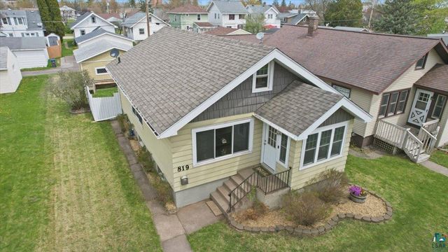 819 N 22nd St, Superior, WI 54880