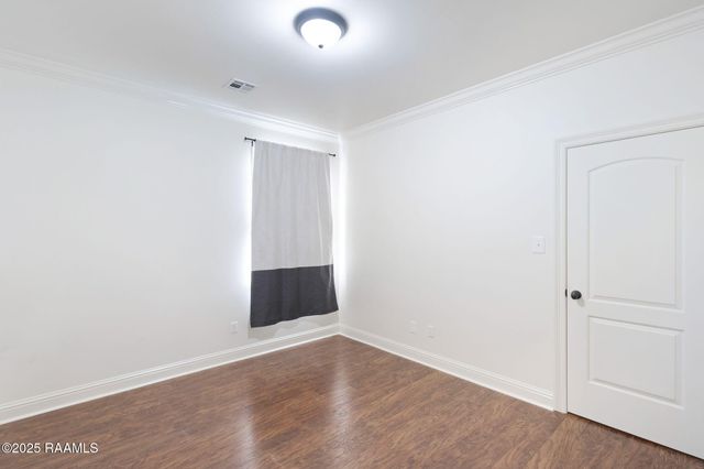 108 Queen Of Peace Drive, Lafayette, LA 70508