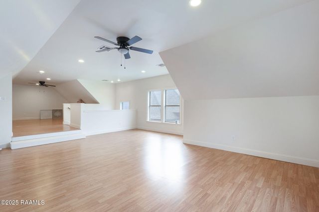 108 Queen Of Peace Drive, Lafayette, LA 70508