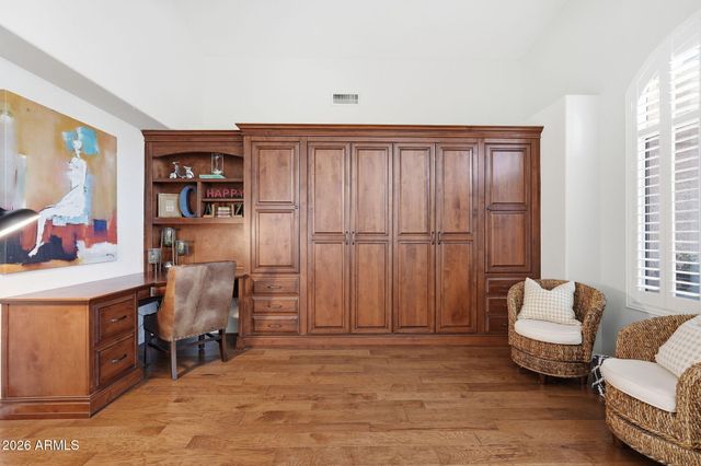 5952 W IRMA Lane W, Glendale, AZ 85308