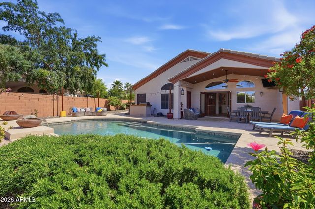 5952 W IRMA Lane W, Glendale, AZ 85308