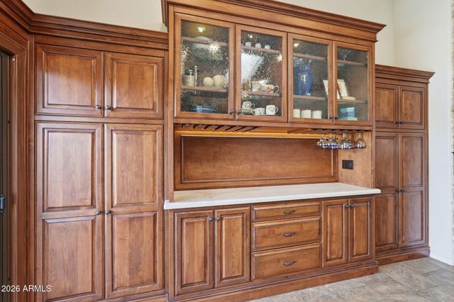 5952 W IRMA Lane W, Glendale, AZ 85308