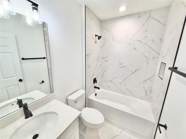 530 BOUNDS STREET, Port Charlotte, FL 33954