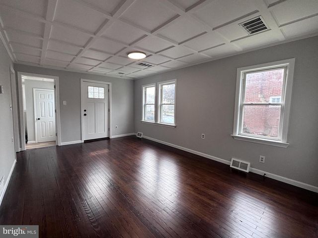 36 ARBOR AVE, Hamilton, NJ 08619