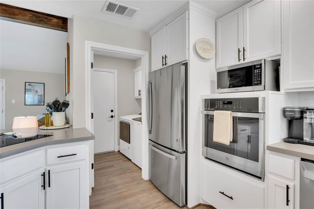 1304 Edinburgh Drive, Friendswood, TX 77546