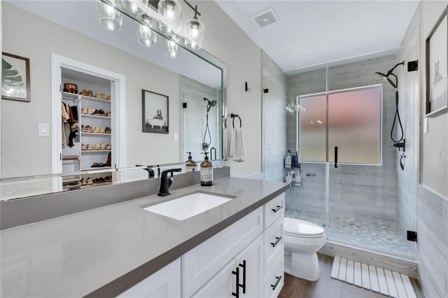1304 Edinburgh Drive, Friendswood, TX 77546