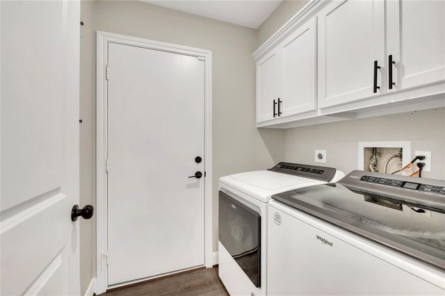 1304 Edinburgh Drive, Friendswood, TX 77546