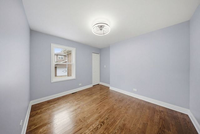 15566 Gouwens Lane, South Holland, IL 60473