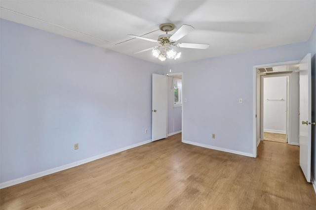 421 42nd Street 2, Des Moines, IA 50312