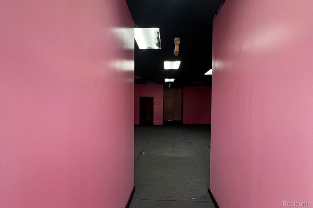 341 Inkster, Inkster, MI 48141