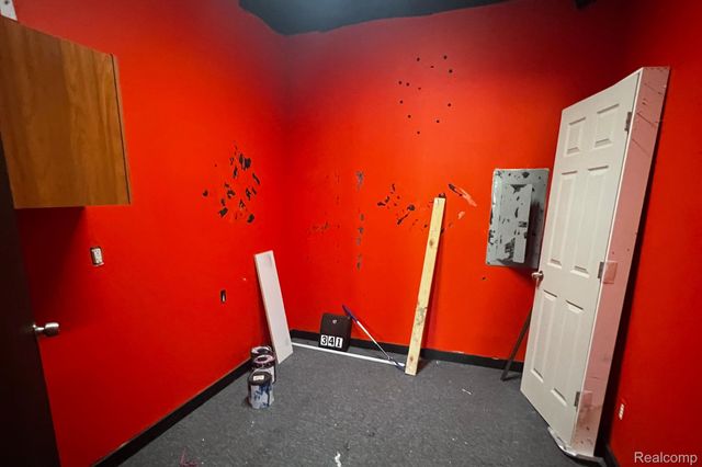 341 Inkster, Inkster, MI 48141