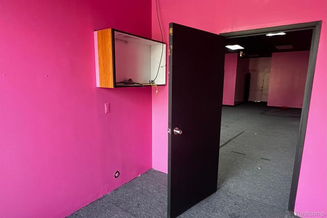 341 Inkster, Inkster, MI 48141