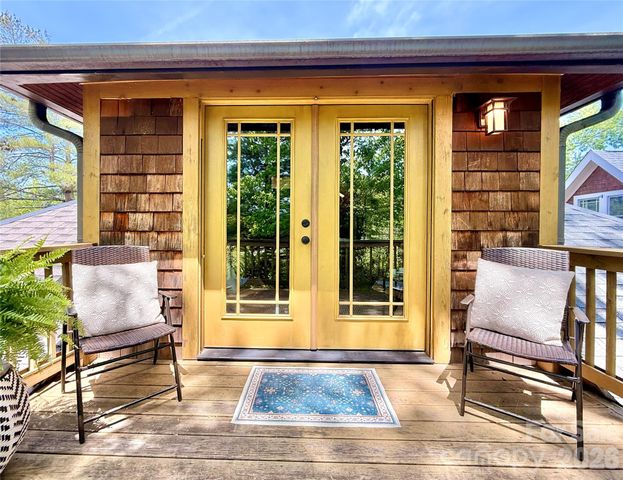 15 Hillside Street, Asheville, NC 28801