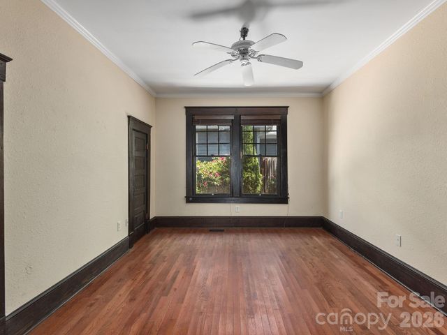 15 Hillside Street, Asheville, NC 28801