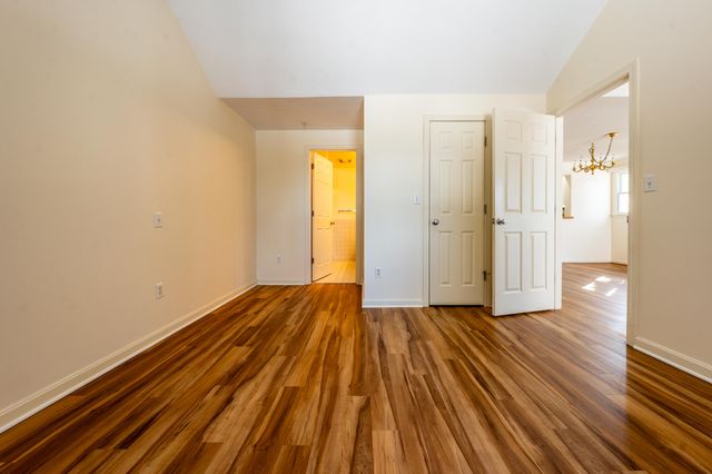 8 Oak Glen UNIT 8, Yarmouth Port, MA 02675