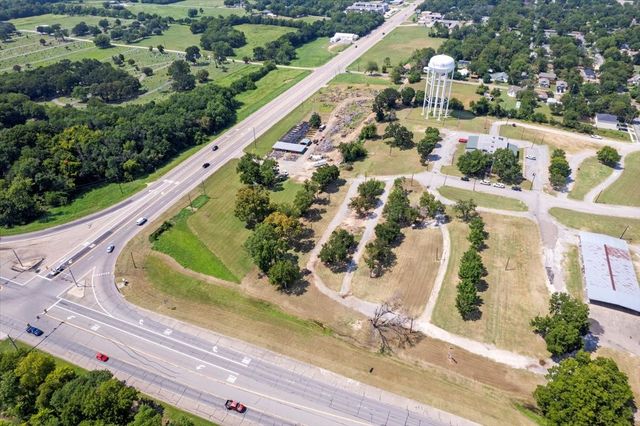 604 N Tx-121, Bonham, TX 75418
