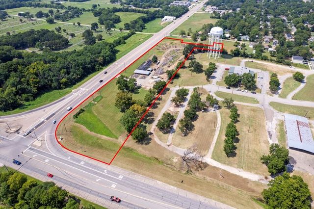 604 N Tx-121, Bonham, TX 75418