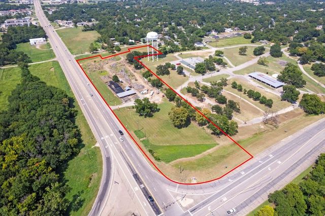 604 N Tx-121, Bonham, TX 75418
