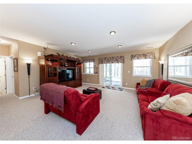 19670 Blue Clover Ln, Monument, CO 80132