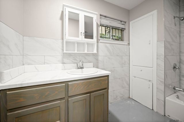 5667 Asphodel Dr, Baton Rouge, LA 70806