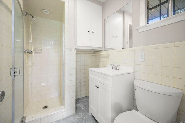 5667 Asphodel Dr, Baton Rouge, LA 70806