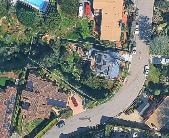 622 Kalamath Dr., Del Mar, CA 92014