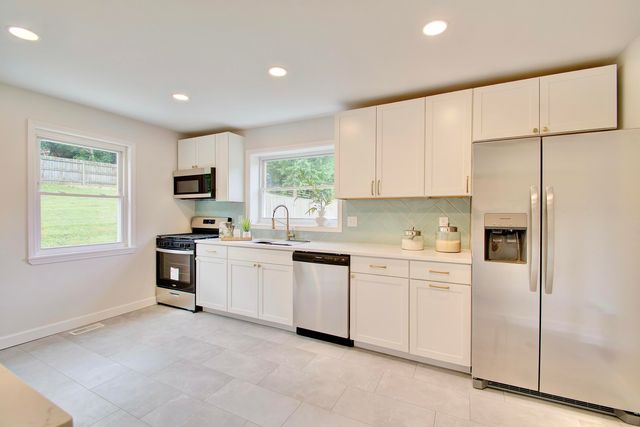 797 Highland Avenue, Fort Wright, KY 41011