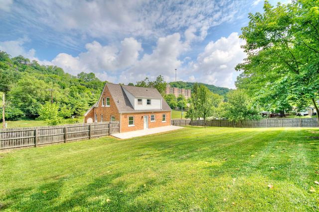 797 Highland Avenue, Fort Wright, KY 41011