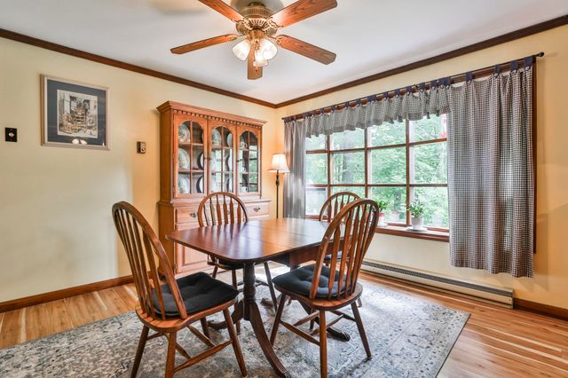15 Edinburgh Drive, Bedford, NH 03110