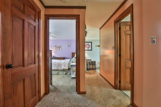 15 Edinburgh Drive, Bedford, NH 03110