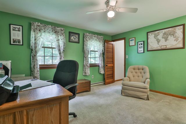 15 Edinburgh Drive, Bedford, NH 03110