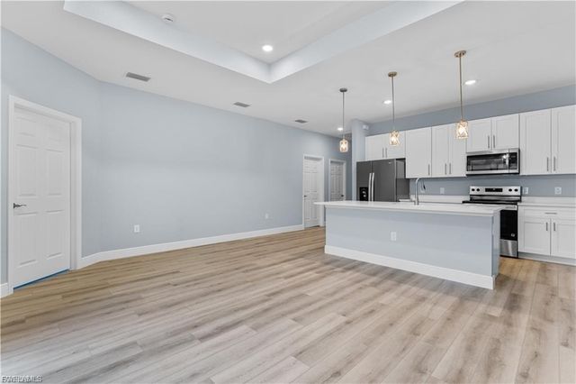 704 Broadway AVE, Lehigh Acres, FL 33972
