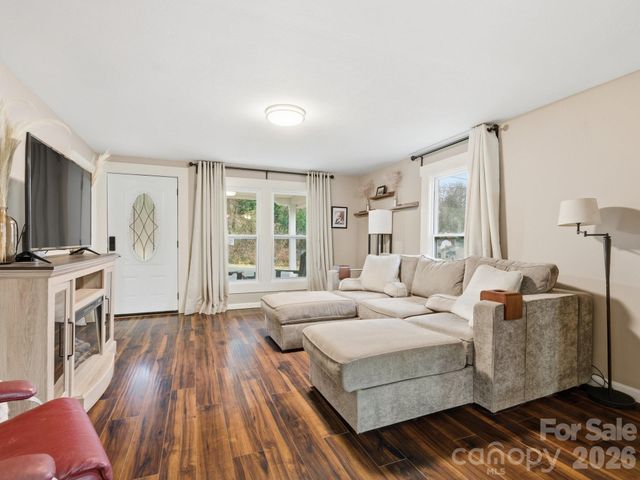 595 Gibson Drive NW, Concord, NC 28025