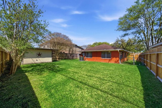 1855 Latexo Drive, Houston, TX 77018