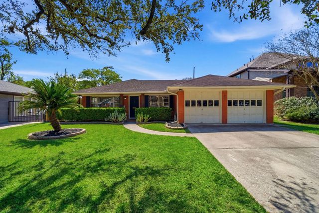 1855 Latexo Drive, Houston, TX 77018