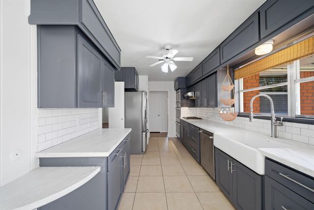 1855 Latexo Drive, Houston, TX 77018