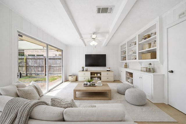 1855 Latexo Drive, Houston, TX 77018