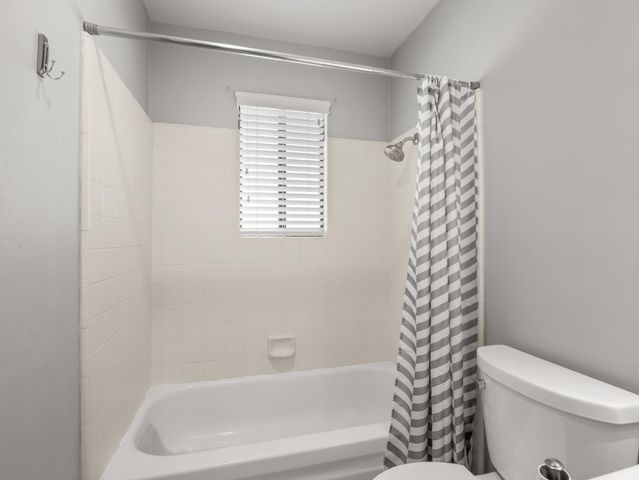 217 E Cole Avenue, Fresno, CA 93720