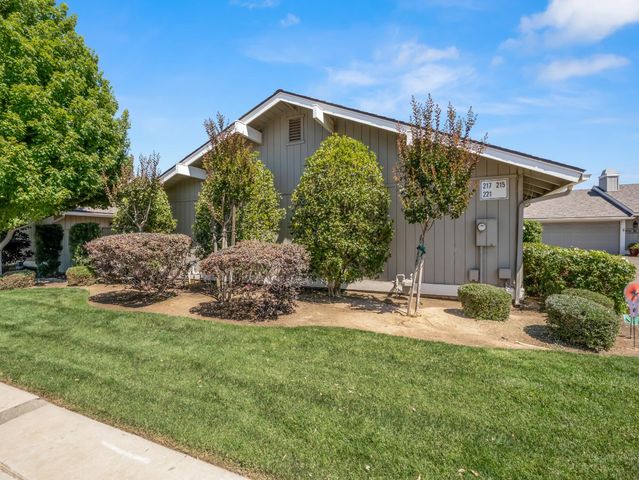217 E Cole Avenue, Fresno, CA 93720