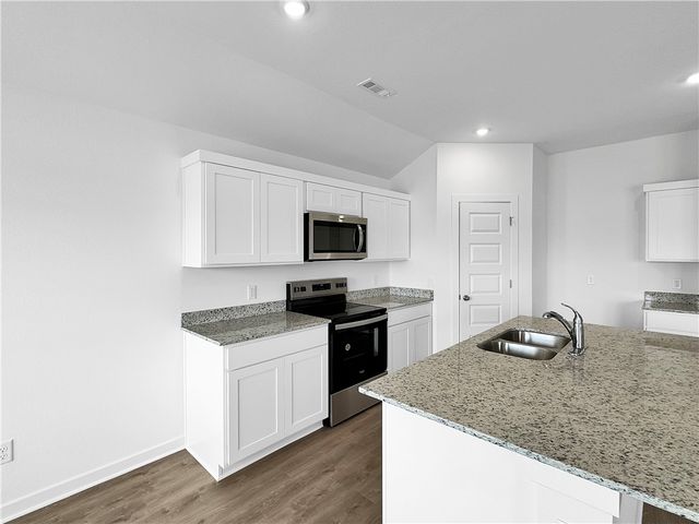 551 Riggs Street, Prairie Grove, AR 72753