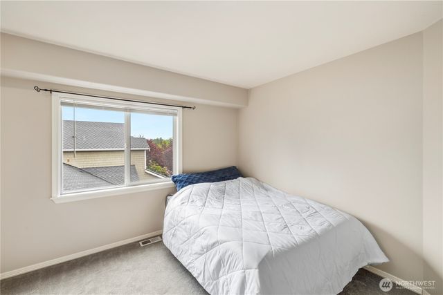 3602 Broadmoor Drive NE, Tacoma, WA 98422