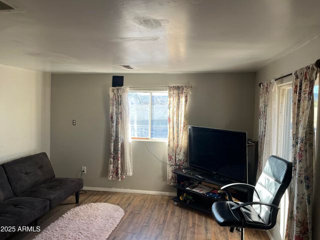 109 1st Avenue W, Buckeye, AZ 85326