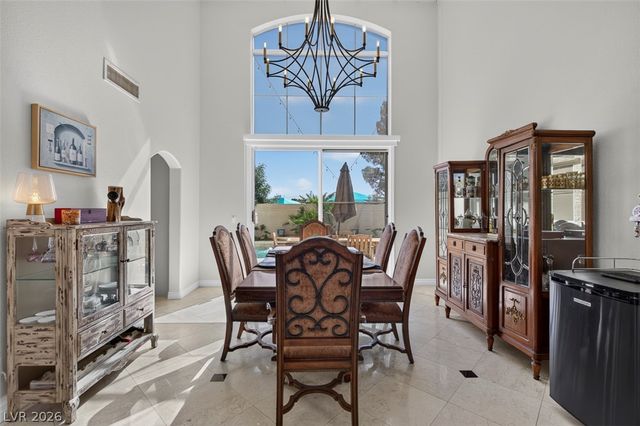 9529 Grand Canal Drive, Las Vegas, NV 89117