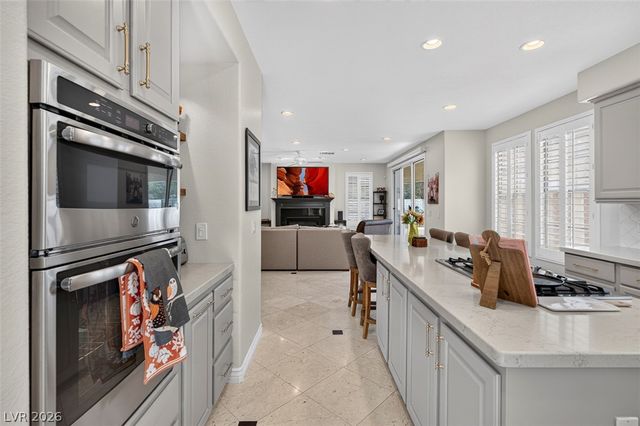 9529 Grand Canal Drive, Las Vegas, NV 89117