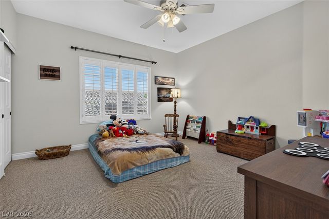 9529 Grand Canal Drive, Las Vegas, NV 89117