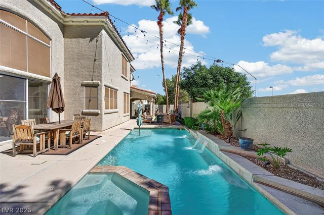 9529 Grand Canal Drive, Las Vegas, NV 89117