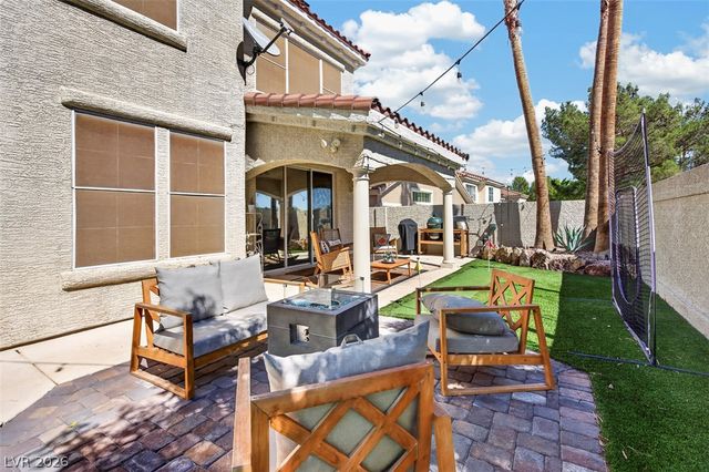 9529 Grand Canal Drive, Las Vegas, NV 89117