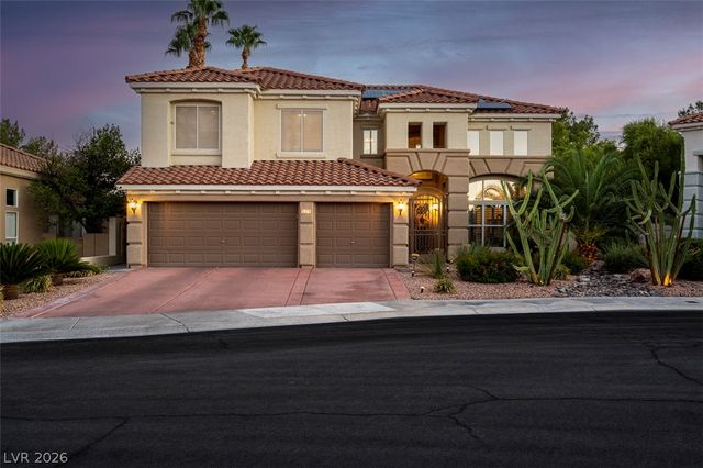 9529 Grand Canal Drive, Las Vegas, NV 89117