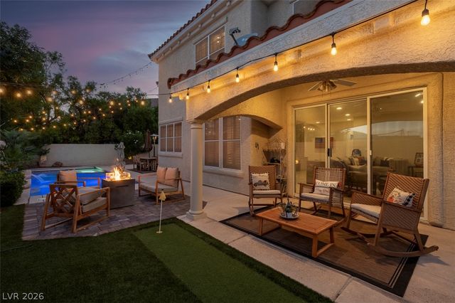 9529 Grand Canal Drive, Las Vegas, NV 89117