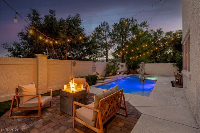 9529 Grand Canal Drive, Las Vegas, NV 89117